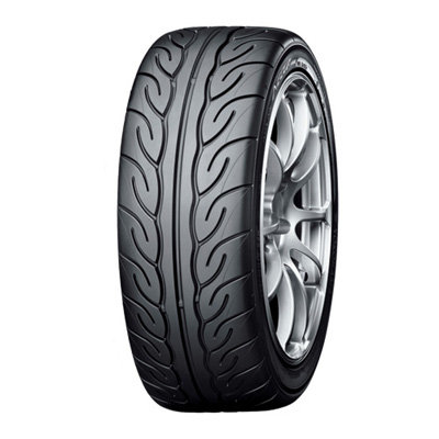 Pneu YOKOHAMA ADVAN NEOVA AD08 Pneu YOKOHAMA ADVAN NEOVA AD08 215/45R17 87 W
