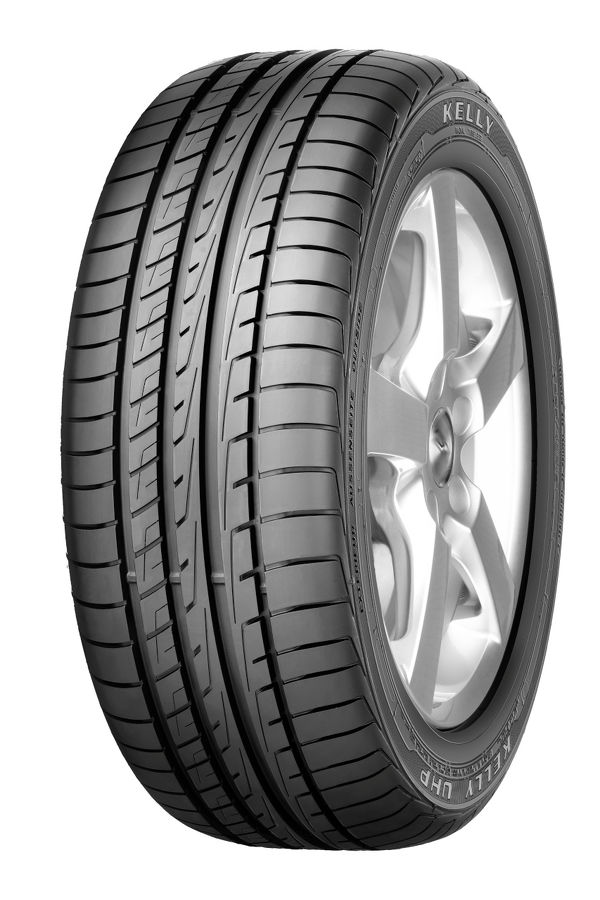 Pneu RIKEN UHP 205/40R17 84 W